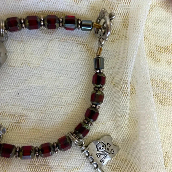 NWT Sports Buccanner Pirate Handmade Bracelet with Cute Silverplated charms - Picture 2 of 6